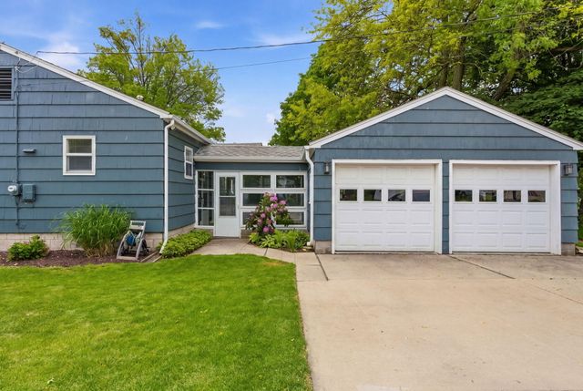 1113 Valparaiso Street, Valparaiso, IN 46383