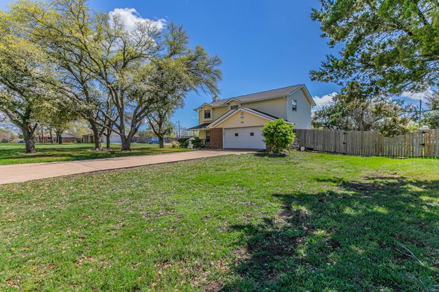 9001 Trailridge Drive, Temple, TX 76502