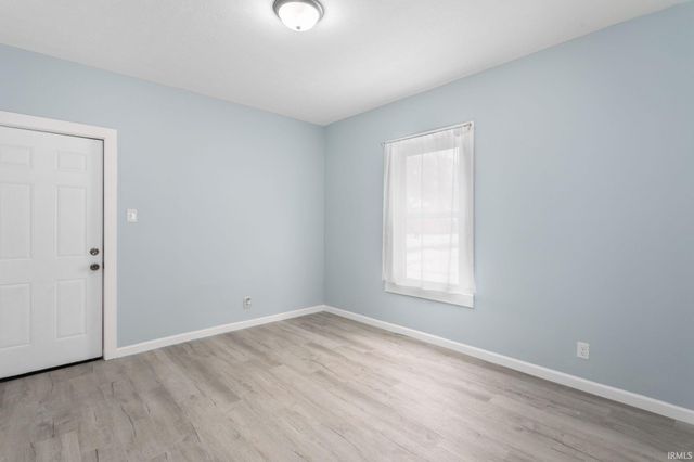 731 W Blaine Avenue, Elkhart, IN 46516