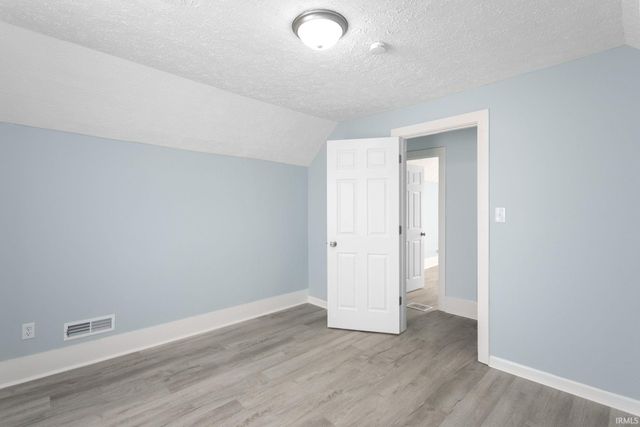 731 W Blaine Avenue, Elkhart, IN 46516