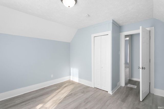 731 W Blaine Avenue, Elkhart, IN 46516