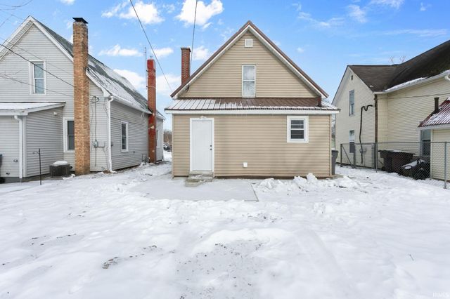 731 W Blaine Avenue, Elkhart, IN 46516