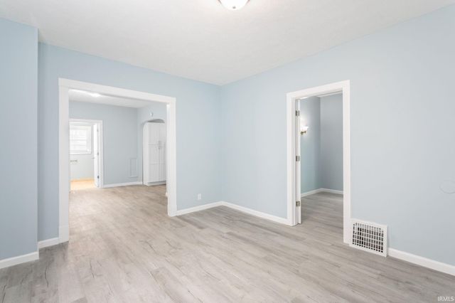 731 W Blaine Avenue, Elkhart, IN 46516