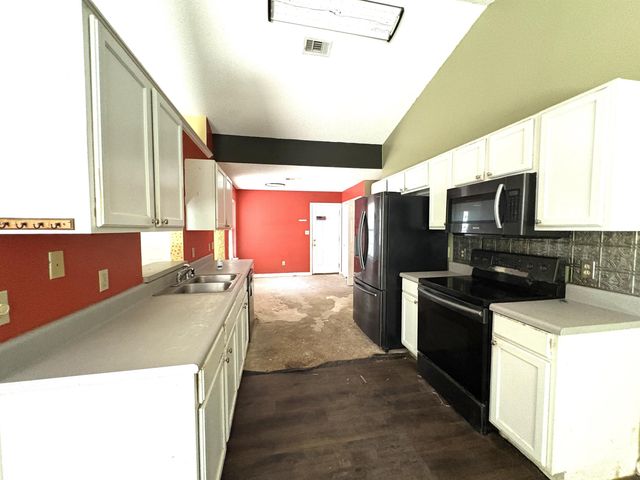 8415 Glendalin Road, Tallahassee, FL 32311