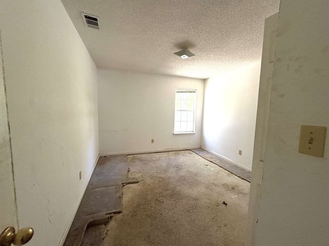 8415 Glendalin Road, Tallahassee, FL 32311