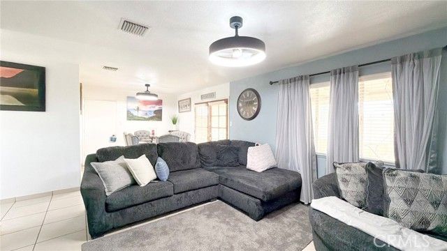 465 Driftwood Drive, El Centro, CA 92243