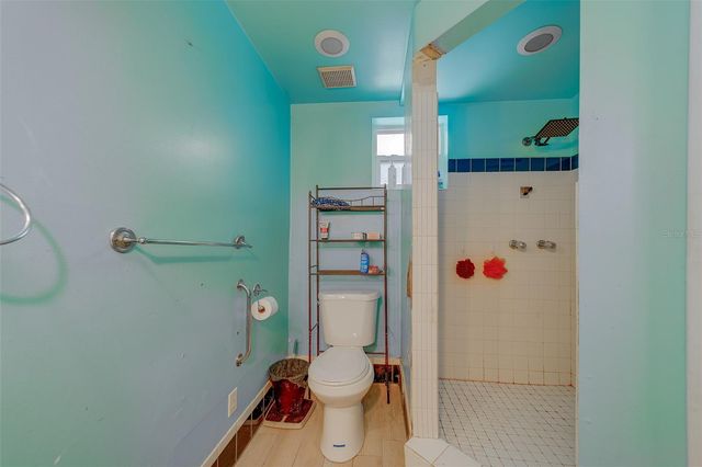 1300 S HILLCREST AVENUE, Clearwater, FL 33756