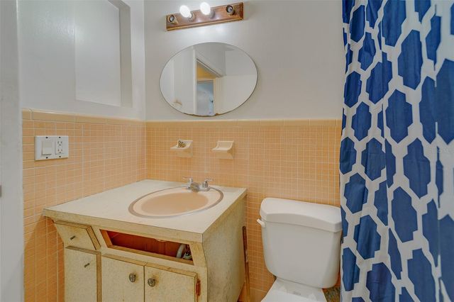 1300 S HILLCREST AVENUE, Clearwater, FL 33756