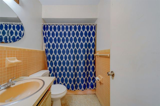 1300 S HILLCREST AVENUE, Clearwater, FL 33756