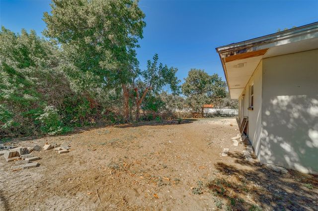 1300 S HILLCREST AVENUE, Clearwater, FL 33756