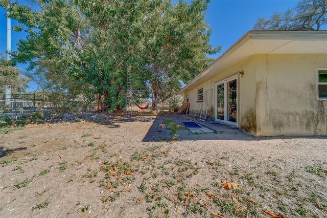 1300 S HILLCREST AVENUE, Clearwater, FL 33756