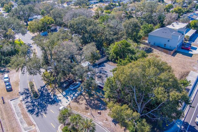 1300 S HILLCREST AVENUE, Clearwater, FL 33756