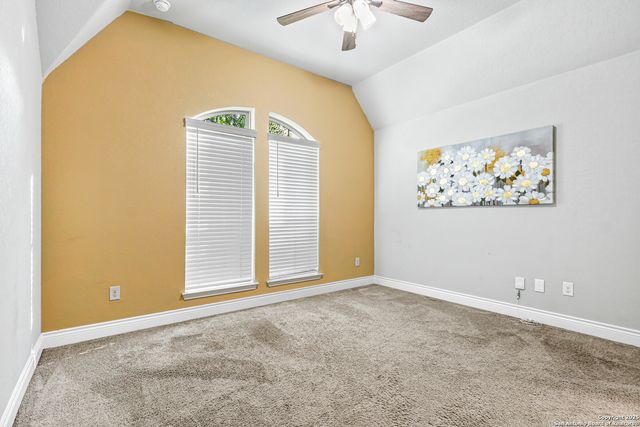 9131 Red Pony Dr, San Antonio, TX 78254