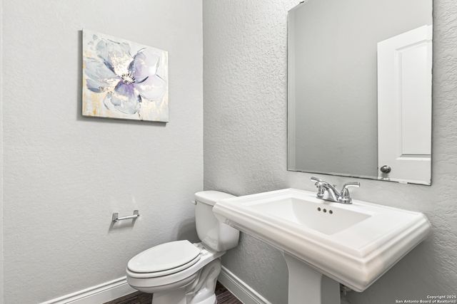 9131 Red Pony Dr, San Antonio, TX 78254