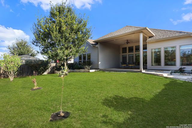 9131 Red Pony Dr, San Antonio, TX 78254