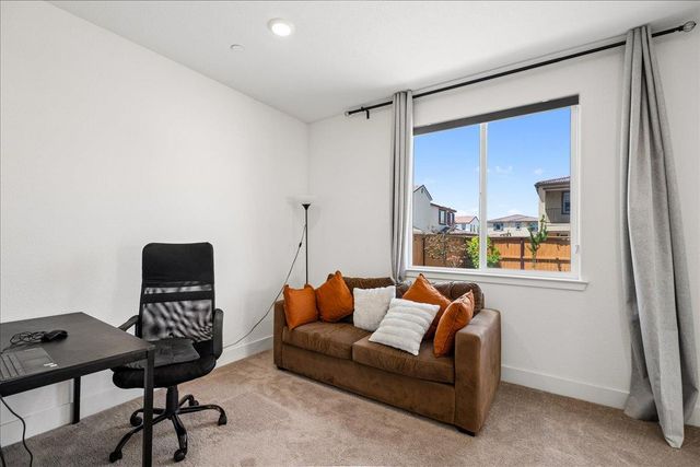 5667 Littlestone St, Sacramento, CA 95835