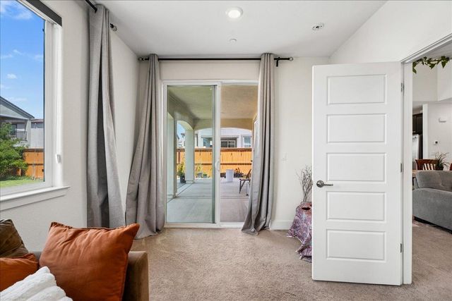 5667 Littlestone St, Sacramento, CA 95835