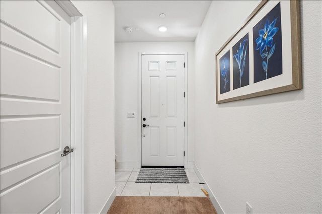 5667 Littlestone St, Sacramento, CA 95835