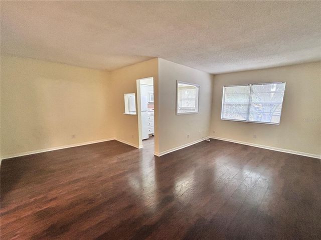 4455 38TH TERRACE N B16, St Petersburg, FL 33714
