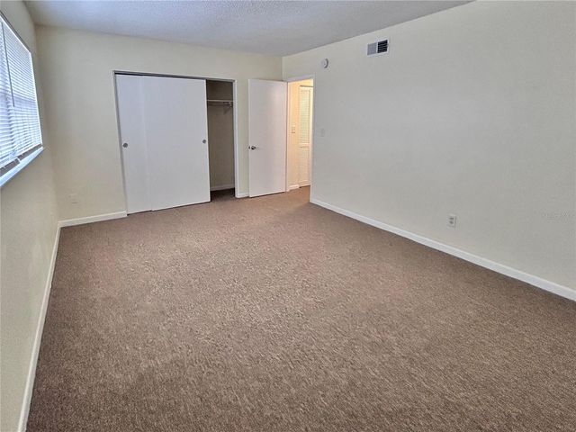 4455 38TH TERRACE N B16, St Petersburg, FL 33714