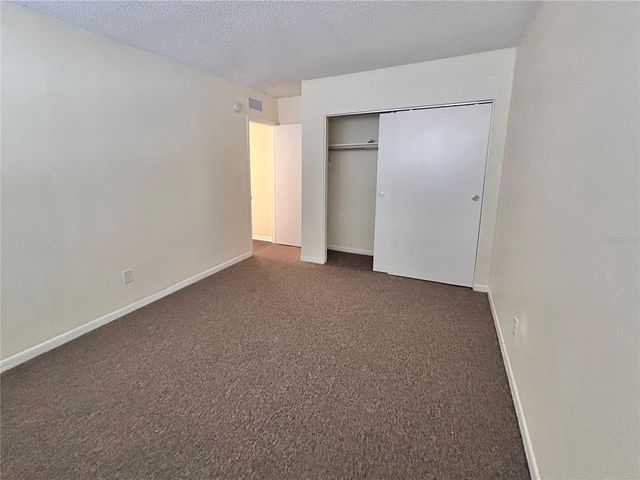 4455 38TH TERRACE N B16, St Petersburg, FL 33714