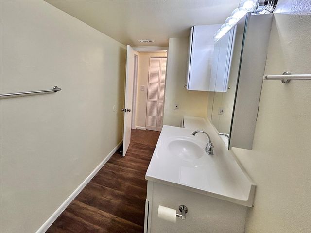 4455 38TH TERRACE N B16, St Petersburg, FL 33714