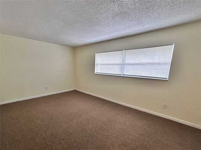 4455 38TH TERRACE N B16, St Petersburg, FL 33714