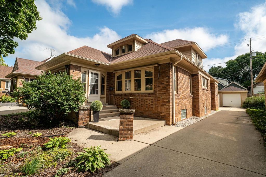2344 N 60th STREET, Milwaukee, WI 53210