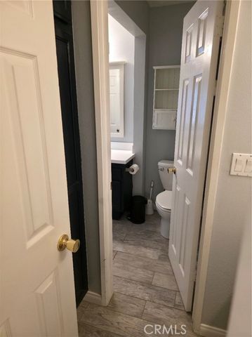 4558 Willis 114, Sherman Oaks, CA 91403