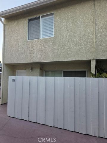 4558 Willis 114, Sherman Oaks, CA 91403