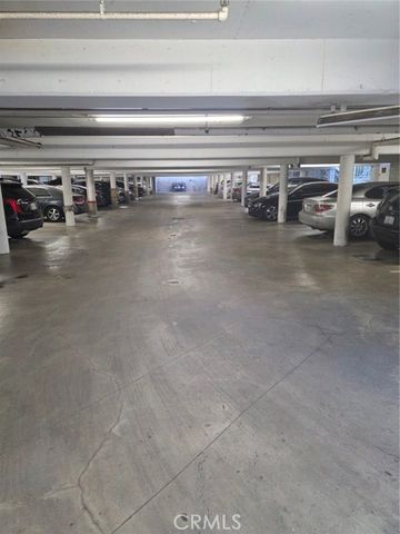 4558 Willis 114, Sherman Oaks, CA 91403