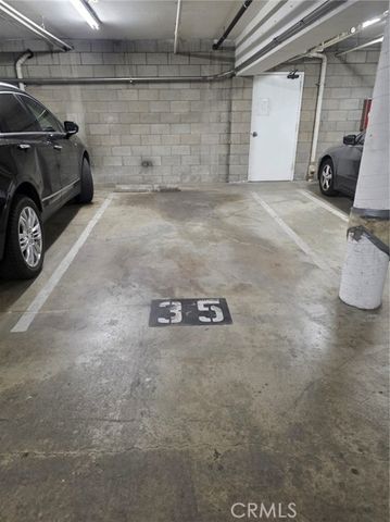 4558 Willis 114, Sherman Oaks, CA 91403