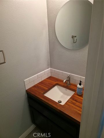 4558 Willis 114, Sherman Oaks, CA 91403