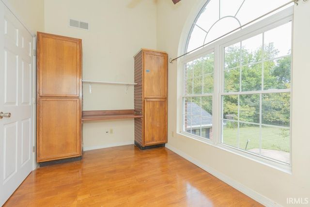 4344 Pine Drive, Newburgh, IN 47630