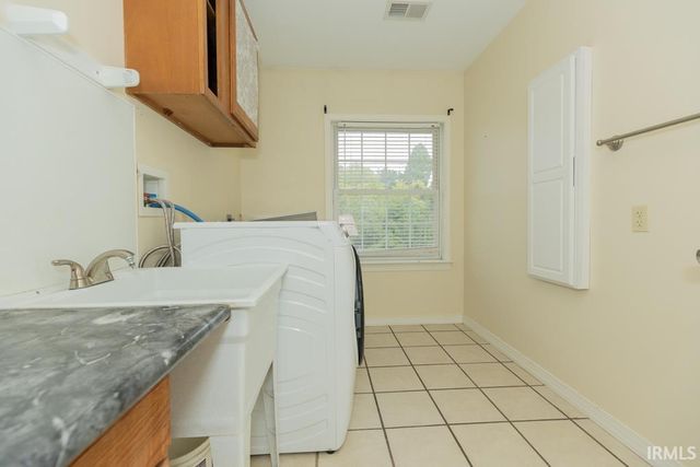 4344 Pine Drive, Newburgh, IN 47630
