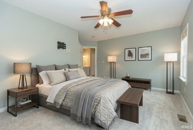 4344 Pine Drive, Newburgh, IN 47630
