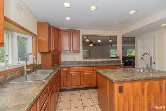4344 Pine Drive, Newburgh, IN 47630