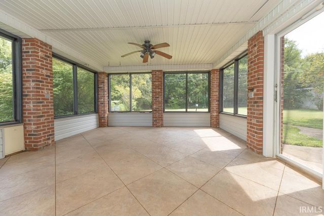 4344 Pine Drive, Newburgh, IN 47630