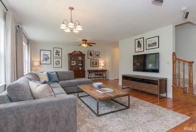 4344 Pine Drive, Newburgh, IN 47630