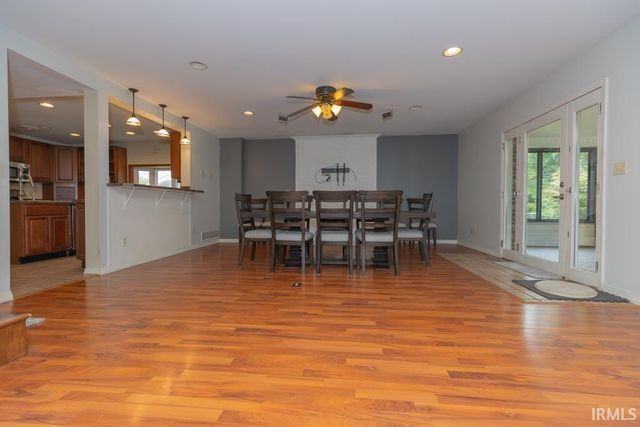 4344 Pine Drive, Newburgh, IN 47630