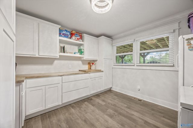6112 Fairfield Drive, Huntsville, AL 35811