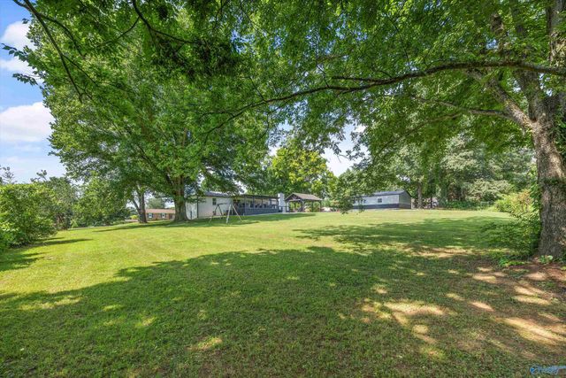 6112 Fairfield Drive, Huntsville, AL 35811