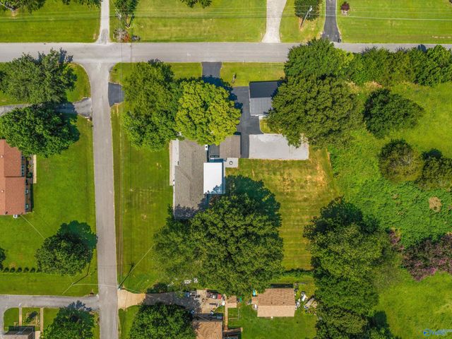 6112 Fairfield Drive, Huntsville, AL 35811