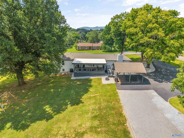 6112 Fairfield Drive, Huntsville, AL 35811