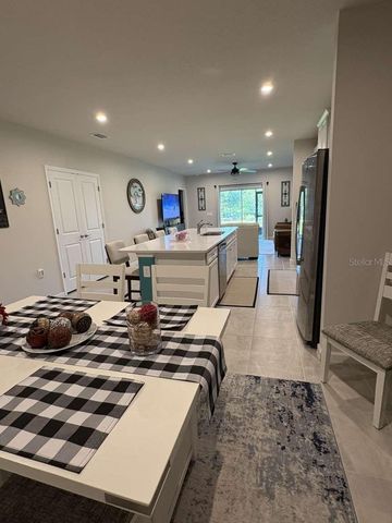 1982 W PALMS DRIVE, Port Charlotte, FL 33953