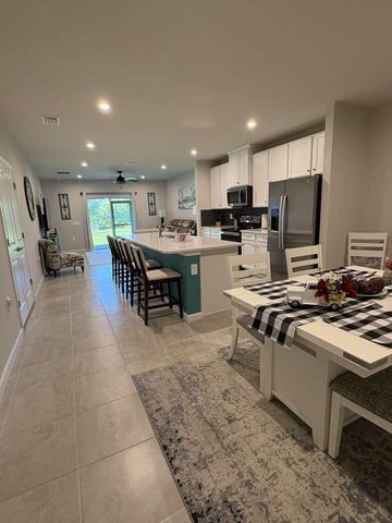 1982 W PALMS DRIVE, Port Charlotte, FL 33953
