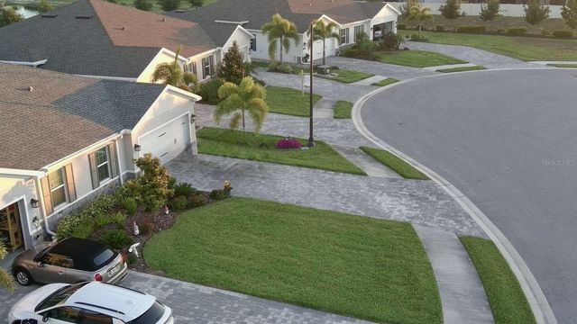 1982 W PALMS DRIVE, Port Charlotte, FL 33953
