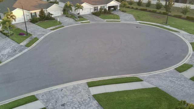 1982 W PALMS DRIVE, Port Charlotte, FL 33953