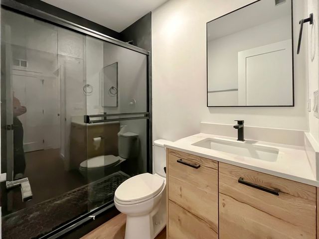 3710 N Kenmore Avenue 1, Chicago, IL 60613