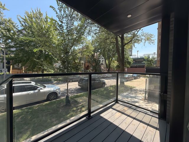 3710 N Kenmore Avenue 1, Chicago, IL 60613